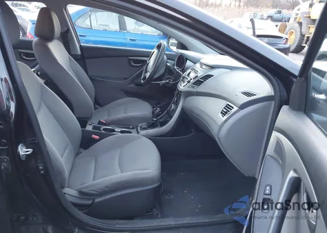 2016 Hyundai Elantra Se из США, поврежденный, VIN KMHDH4AE7GU601870